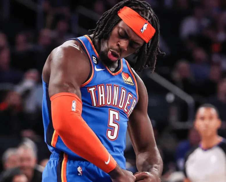 哈滕：我认为多尔特应该当选本赛季的DPOY