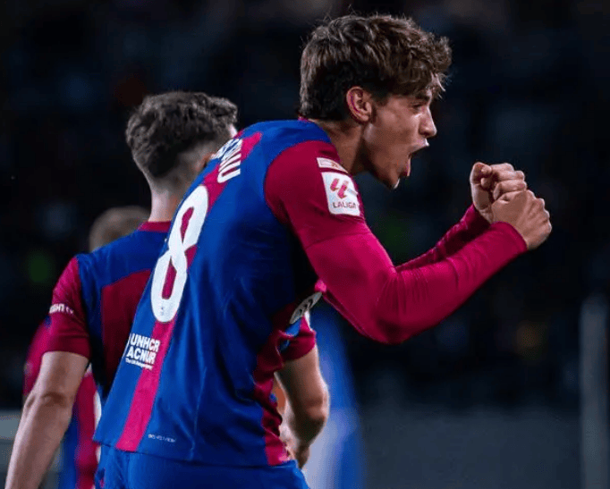 西甲第10轮继续进行,年仅17岁的马克-吉乌