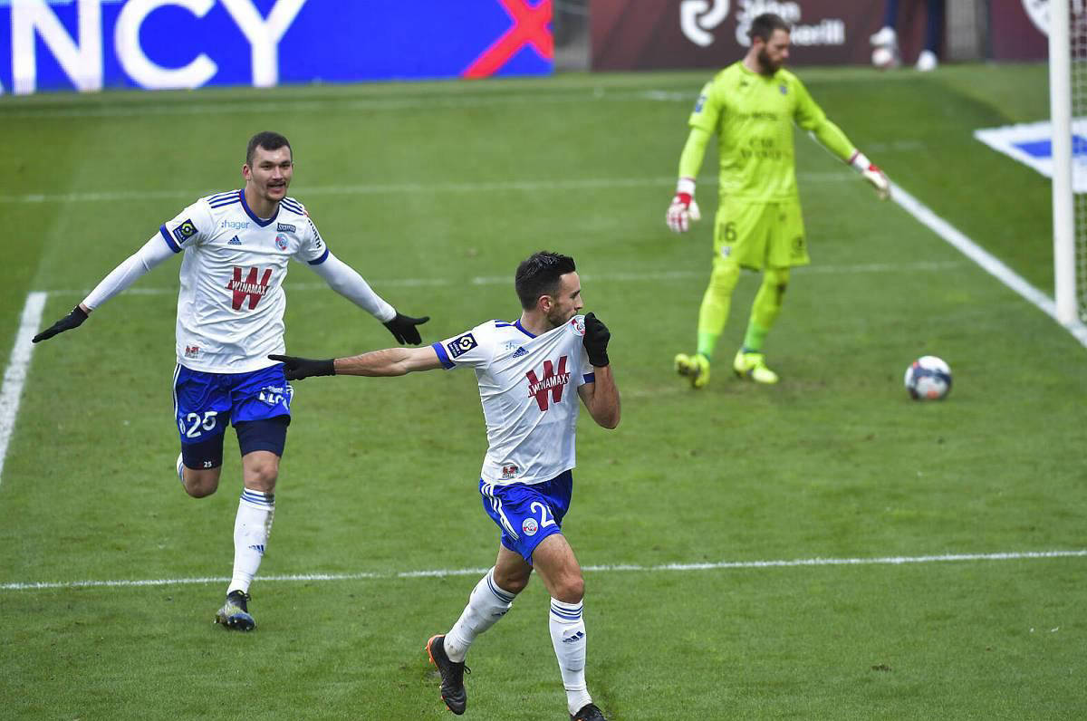 争夺欧冠席位的关键战:斯特拉斯堡迎战圣埃蒂安