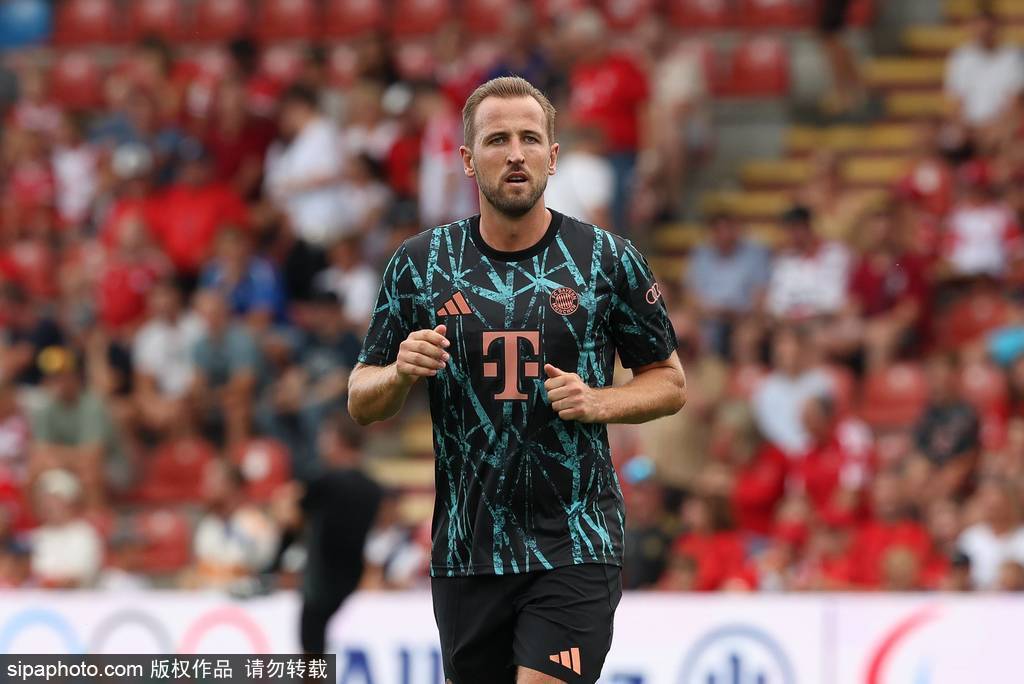 玩梗!凯恩:德甲捧杯的话 或许人们不再议论我的冠军数