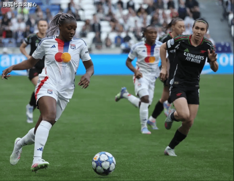 里昂女足主场惨遭逆转+止步半决赛+无缘复仇巴萨女足!