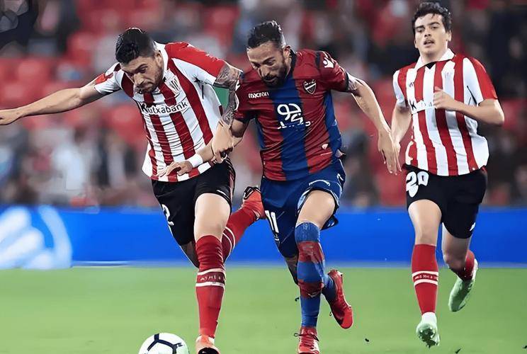 法甲激战:欧塞尔主场迎敌,勒阿弗尔客场抢分