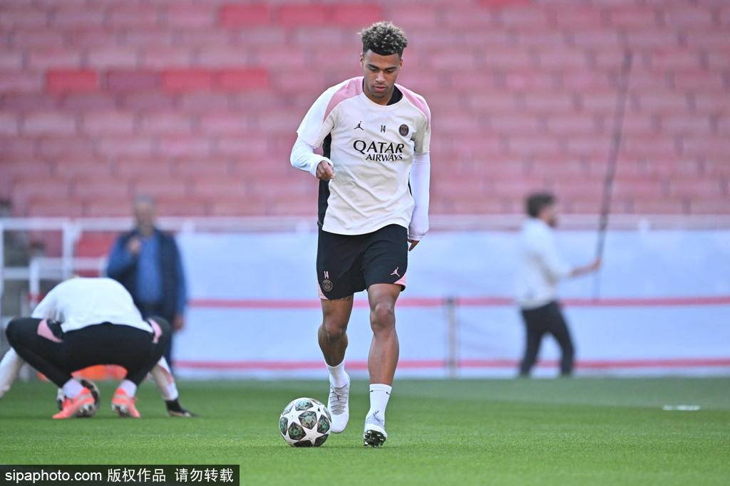 欧冠决赛前地震!多纳鲁马经纪人:不排除离队!国米曼城闻风而动?