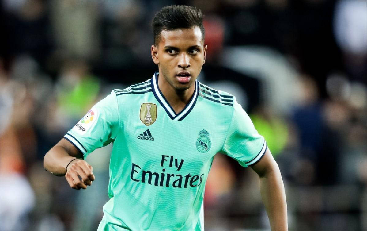 热刺求购皇马天才遭拒,理性看待转会逻辑