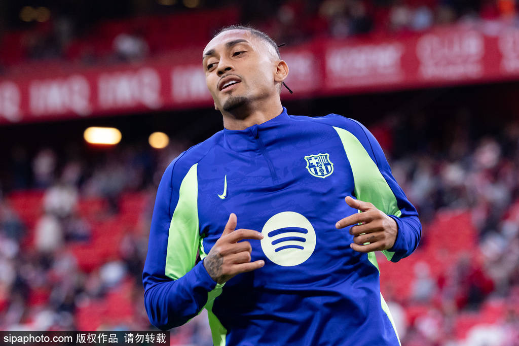 拉菲尼亚1亿欧转会传闻下的蓝红盛宴!巴萨情怀vs曼联诱惑