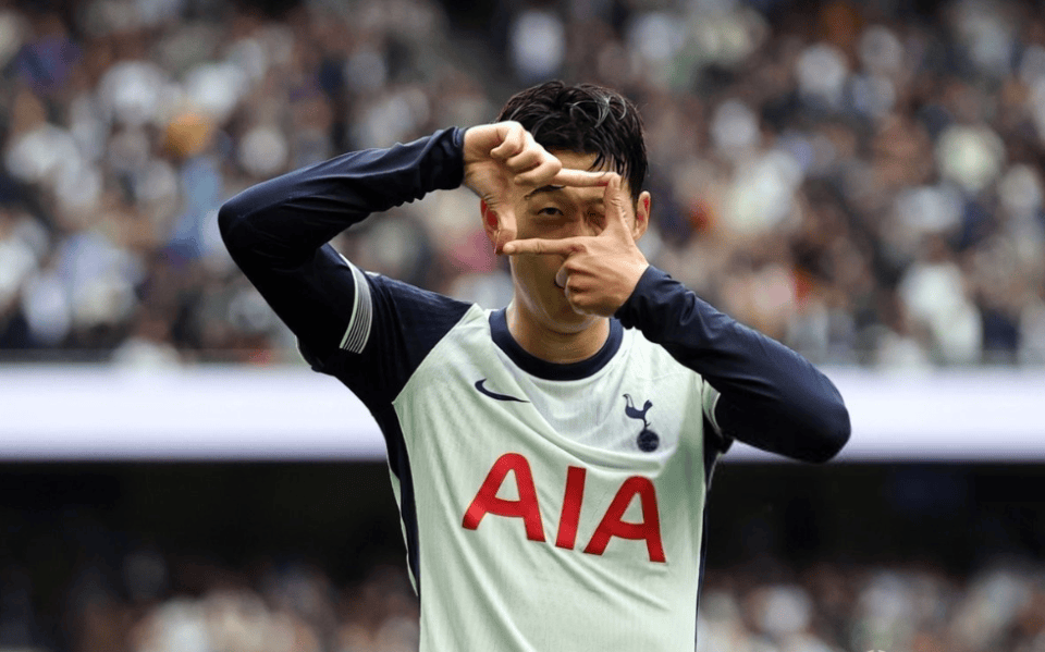 孙兴慜亲口确认离队,热刺欧冠决赛11人全走光,下一站或联手洛里